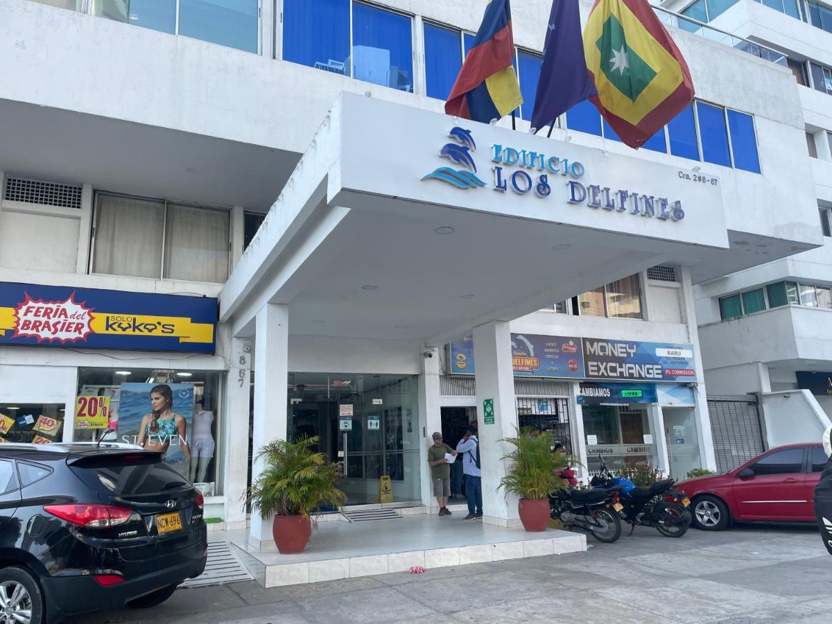 Delfines / Bocagrande